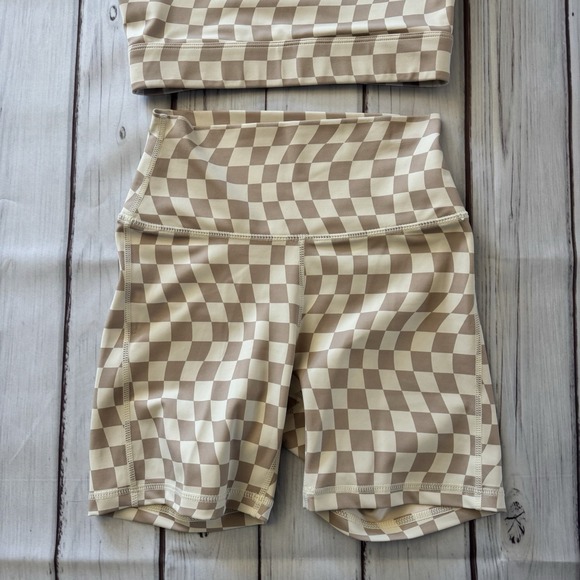 Wilo the Label Brown White Wave Print Checkered Workout Set XS Activewear - Picture 3 of 10